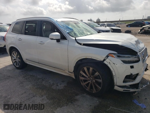 2016 Volvo XC90 T6 Inscription с VIN YV4A22PL2G1018169, выставлен на аукционе Copart как лот 54058335 с пробегом 110 966 миль миль и Списание • Salvage title. История ставок и продаж доступна на DreamBid. Изображение 4.