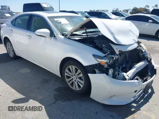 2013 Lexus ES 250 с VIN JTHBK1GG3D2001888, выставлен на аукционе IAAI как лот 41794483 с пробегом 126 502 миль миль и . История ставок и продаж доступна на DreamBid. Изображение 1.