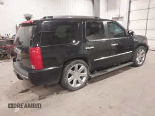 2010 Cadillac Escalade Premium with VIN 1GYUKCEF4AR201742, listed as a IAAI auction lot 41378437 with 137,622 mi miles and . Bid and sale history available at DreamBid. Image 4.
