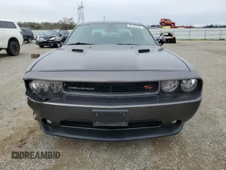 2013 Dodge Challenger R/T z VIN 2C3CDYBT0DH741262, wystawiony jako Copart lot #49185255 z przebiegiem 97 902 mil mil oraz Szkoda całkowita • Salvage title. Historia ofert i sprzedaży dostępna na DreamBid. Obrazek 5.