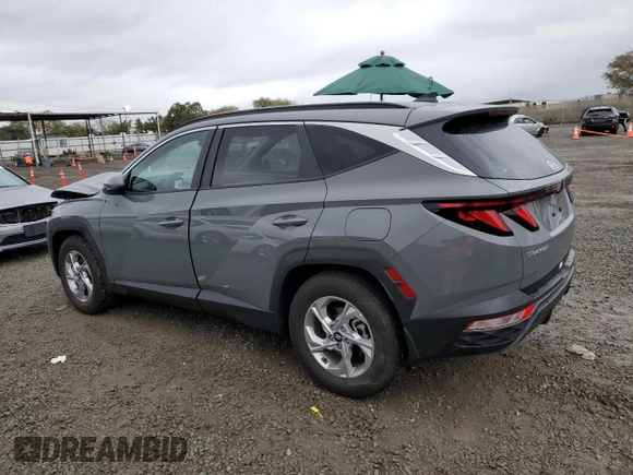 2024 Hyundai Tucson SEL with VIN 5NMJB3DE3RH406325, listed as a Copart auction lot 44827715 with 8,364 mi miles and Salvage Title. Bid and sale history available at carsss.com. Image 2.