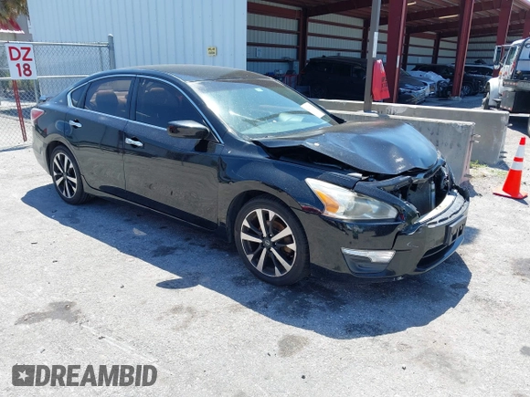 2014 Nissan Altima S with VIN 1N4AL3AP1EN345420, listed as a IAAI auction lot 42066721 with 145,581 mi miles and . Bid and sale history available at carsss.com. Image 1.