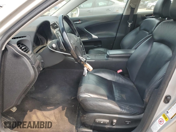 2008 Lexus IS 250 с VIN JTHCK262682022756, выставлен на аукционе Copart как лот 60267365 с пробегом 117 380 миль миль и Списание • Salvage title. История ставок и продаж доступна на DreamBid. Изображение 7.