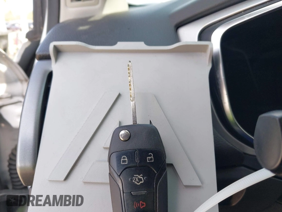 2013 Ford Fusion SE with VIN 3FA6P0HR3DR182796, listed as a IAAI auction lot 42147273 with 121,815 mi miles and . Bid and sale history available at DreamBid. Image 11.