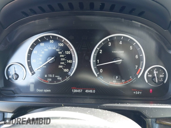 2016 BMW X5 sDrive35i with VIN 5UXKR2C55G0R71330, listed as a IAAI auction lot 41661140 with 128,457 mi miles. Bid and sale history available at carsss.com. Image 7.