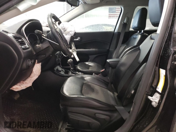 2020 Jeep Compass Latitude z VIN 3C4NJDBB0LT100664, wystawiony jako Copart lot #47980585 z przebiegiem 78 548 mil mil oraz Szkoda całkowita • Salvage title. Historia ofert i sprzedaży dostępna na DreamBid. Obrazek 7.