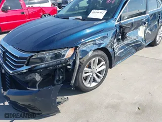 2020 Volkswagen Passat 2.0T SE with VIN 1VWSA7A33LC009556, listed as a IAAI auction lot 40989431 with 96,540 mi miles. Bid and sale history available at carsss.com. Image 6.