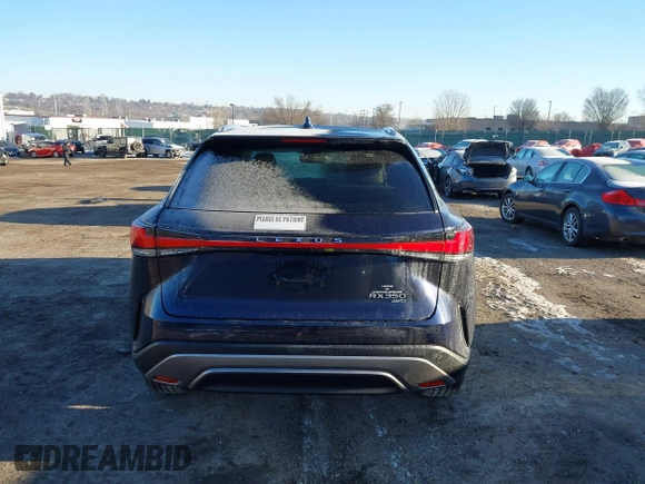 2024 Lexus RX 350 z VIN 2T2BAMCA5RC051462, wystawiony jako IAAI lot #41423874 z przebiegiem 8 728 mil mil oraz . Historia ofert i sprzedaży dostępna na DreamBid. Obrazek 17.