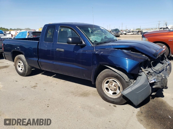 2007 Dodge Dakota z VIN 1D7HW22P57S200738, wystawiony jako Copart lot #72445744 z przebiegiem 141 876 mil mil oraz Szkoda całkowita • Salvage title. Historia ofert i sprzedaży dostępna na DreamBid. Obrazek 4.
