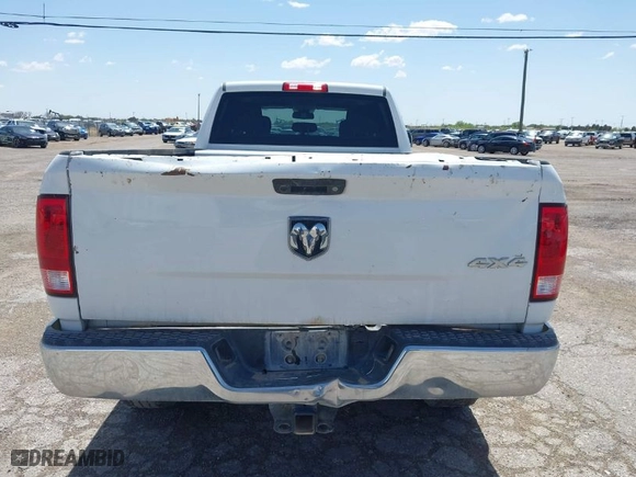 2018 Ram 2500 Tradesman with VIN 3C6UR5HL4JG287673, listed as a IAAI auction lot 41954501 with 155,340 mi miles. Bid and sale history available at carsss.com. Image 16.