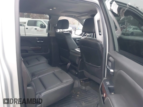 2017 GMC Sierra 1500 SLT z VIN 3GTU2NECXHG451794, wystawiony jako IAAI lot #40865850 z przebiegiem 243 866 mil mil oraz . Historia ofert i sprzedaży dostępna na DreamBid. Obrazek 8.