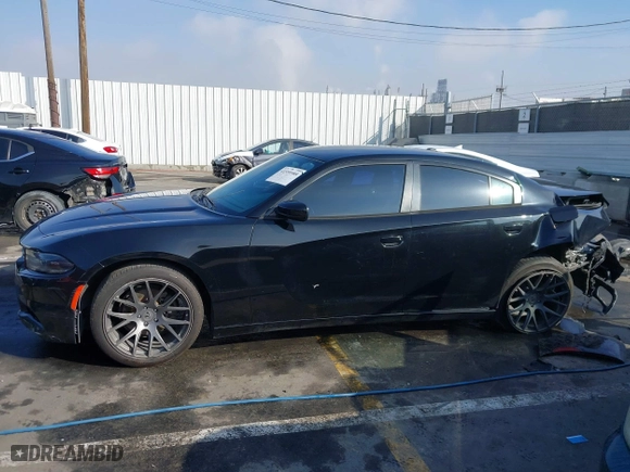 2017 Dodge Charger SE with VIN 2C3CDXBG8HH515103, listed as a IAAI auction lot 41599588 with 128,805 mi miles. Bid and sale history available at carsss.com. Image 14.