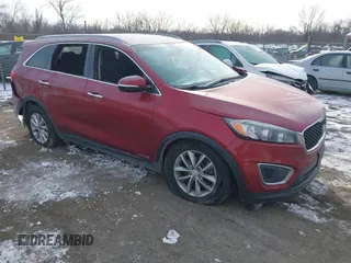2016 Kia Sorento LX with VIN 5XYPGDA5XGG180698, listed as a IAAI auction lot 41417694 with 84,229 mi miles. Bid and sale history available at carsss.com. Image 1.