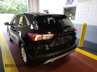 2021 Ford Escape SE with VIN 1FMCU0G69MUA67783, listed as a IAAI auction lot 42785516 with 42,013 mi miles and . Bid and sale history available at DreamBid. Image 7.