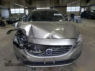 2015 Volvo V60 T5 Drive-E with VIN YV140MEJ3F1246824, listed as a Copart auction lot 76025774 with 95,055 mi miles and Salvage Title. Bid and sale history available at carsss.com. Image 5.