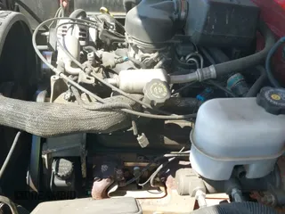 1996 Chevrolet Silverado 1500 с VIN 1GCEK19M3TE105134, выставлен на аукционе IAAI как лот 42736005 с пробегом 172 268 миль миль и . История ставок и продаж доступна на DreamBid. Изображение 16.