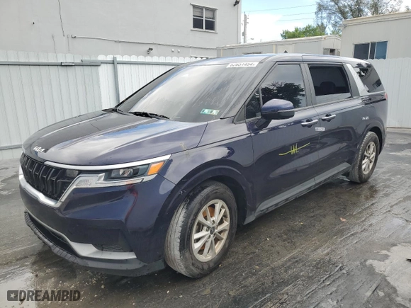 2022 Kia Carnival LXS with VIN KNDNB4H37N6092525, listed as a Copart auction lot 62651454 with 70,087 mi miles and Clean Title. Bid and sale history available at carsss.com. Image 1.
