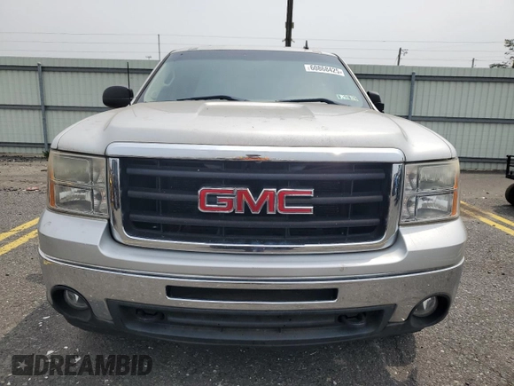 2011 GMC Sierra 1500 Work Truck z VIN 1GTR1TEX7BZ388127, wystawiony jako Copart lot #60868425 z przebiegiem 94 876 mil mil oraz Czysty tytuł • Clean title. Historia ofert i sprzedaży dostępna na DreamBid. Obrazek 5.