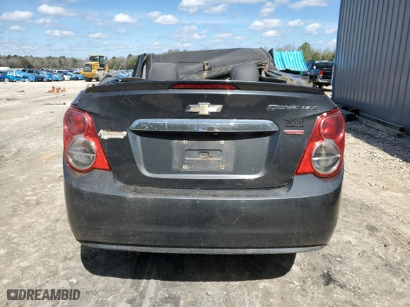2015 Chevrolet Sonic LTZ with VIN 1G1JE5SBXF4123266, listed as a Copart auction lot 45850915 with NaN miles and Salvage Title. Bid and sale history available at carsss.com. Image 6.