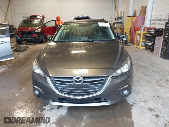 2015 Mazda 3 i Grand Touring z VIN JM1BM1M70F1222597, wystawiony jako IAAI lot #41960987 z przebiegiem 40 841 mil mil oraz . Historia ofert i sprzedaży dostępna na DreamBid. Obrazek 12.