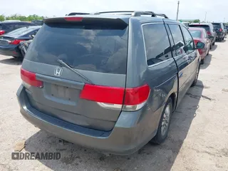 2008 Honda Odyssey EX-L with VIN 5FNRL38768B402507, listed as a IAAI auction lot 42036786 with 235,112 mi miles. Bid and sale history available at carsss.com. Image 4.