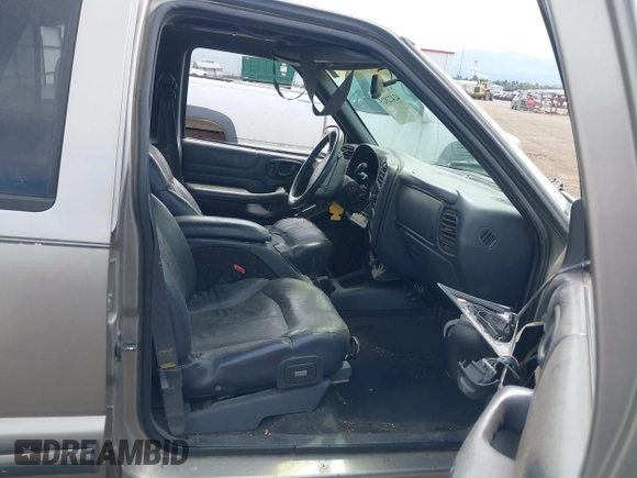 1998 Chevrolet Blazer LS с VIN 1GNDT13W2W2177149, выставлен на аукционе IAAI как лот 42422025 с пробегом 210 833 миль миль и . История ставок и продаж доступна на DreamBid. Изображение 5.