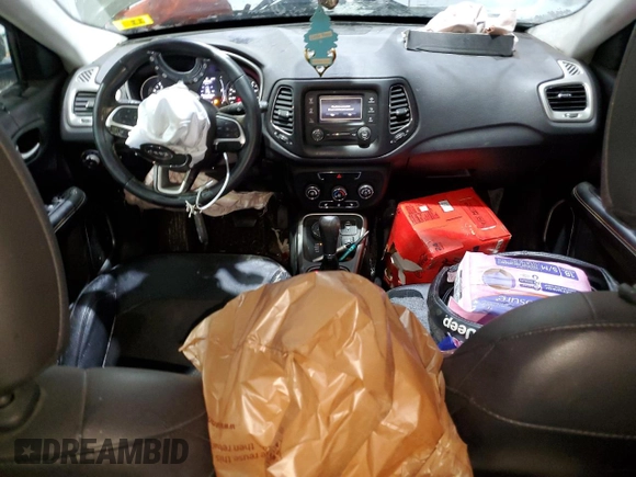 2017 Jeep Compass Latitude с VIN 3C4NJDBB6HT693440, выставлен на аукционе Copart как лот 87587755 с пробегом 72 236 миль миль и Списание • Salvage title. История ставок и продаж доступна на DreamBid. Изображение 8.