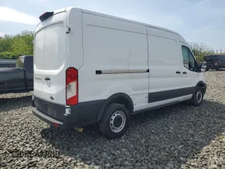 2021 Ford Transit Cargo с VIN 1FTBR1C81MKA80750, выставлен на аукционе Copart как лот 55567135 с пробегом 43 990 миль миль и Чистый • Clean title. История ставок и продаж доступна на DreamBid. Изображение 3.