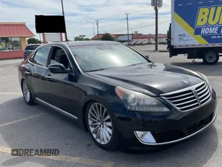 2016 Hyundai Equus Signature z VIN KMHGH4JHXGU101564, wystawiony jako Copart lot #71832393 z przebiegiem 102 830 mil mil oraz . Historia ofert i sprzedaży dostępna na DreamBid. Obrazek 1.