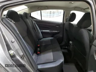 2023 Nissan Versa SV z VIN 3N1CN8EV5PL862003, wystawiony jako Copart lot #60059595 z przebiegiem 35 896 mil mil oraz Czysty tytuł • Clean title. Historia ofert i sprzedaży dostępna na DreamBid. Obrazek 10.