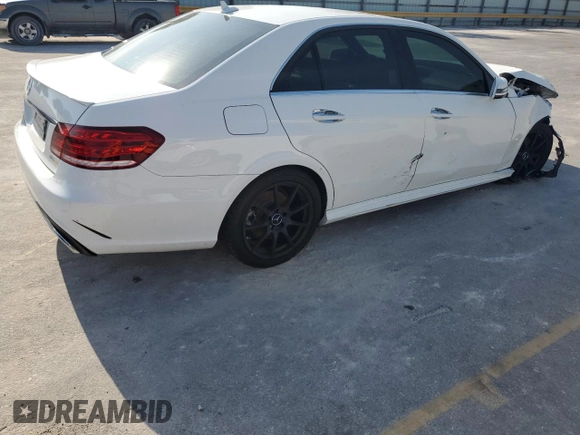 2014 Mercedes-Benz E 350 Sport with VIN WDDHF5KB5EA967675, listed as a Copart auction lot 52763995 with 68,902 mi miles and Salvage title. Bid and sale history available at DreamBid. Image 3.
