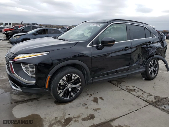 2022 Mitsubishi Eclipse Cross SE with VIN JA4ATWAA3NZ023176, listed as a Copart auction lot 84727074 with 27,628 mi miles and Clean Title. Bid and sale history available at carsss.com. Image 1.
