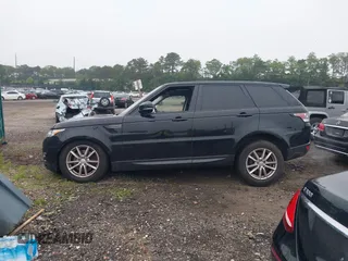 2017 Land Rover Range Rover Sport SE z VIN SALWG2FKXHA694141, wystawiony jako IAAI lot #42445270 z przebiegiem 87 531 mil mil oraz . Historia ofert i sprzedaży dostępna na DreamBid. Obrazek 14.