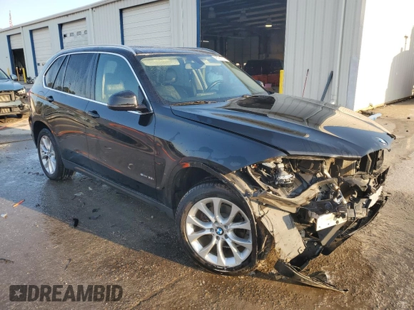 2015 BMW X5 sDrive35i with VIN 5UXKR2C53F0H36541, listed as a Copart auction lot 48581755 with 111,389 mi miles and Salvage Title. Bid and sale history available at carsss.com. Image 4.
