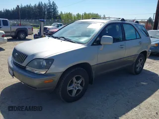 2000 Lexus RX 300 with VIN JT6HF10U1Y0152463, listed as a IAAI auction lot 42075207 with 290,513 mi miles. Bid and sale history available at carsss.com. Image 2.