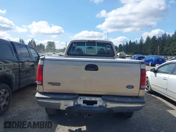 1999 Ford F-250 XL with VIN 1FTNX21F5XEB83344, listed as a IAAI auction lot 41938370 with 242,377 mi miles and . Bid and sale history available at DreamBid. Image 17.