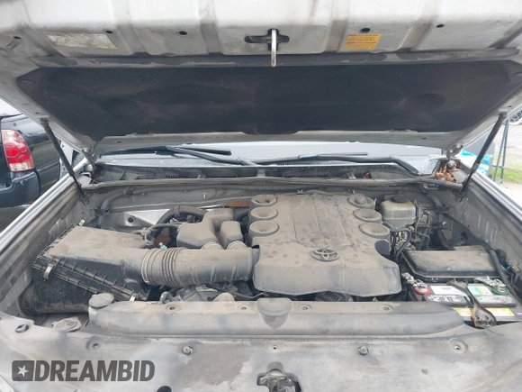 2010 Toyota 4Runner Trail with VIN JTEBU5JR3A5020489, listed as a IAAI auction lot 41255556 with 231,856 mi miles and . Bid and sale history available at DreamBid. Image 10.
