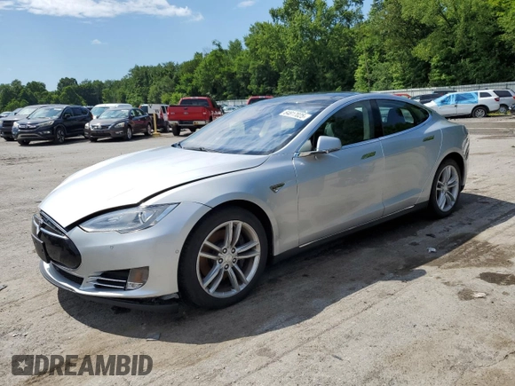 2014 Tesla Model S 60 с VIN 5YJSA1S17EFP66205, выставлен на аукционе Copart как лот 64817025 с пробегом 123 108 миль миль и Чистый • Clean title. История ставок и продаж доступна на DreamBid. Изображение 1.