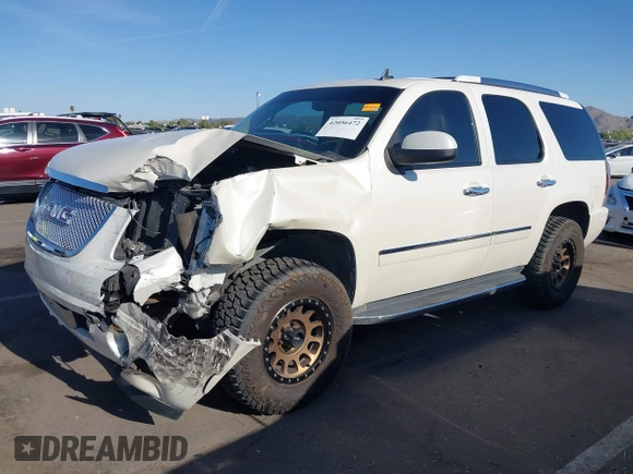 2010 GMC Yukon Denali with VIN 1GKUKEEF1AR224997, listed as a IAAI auction lot 42056472 with 81,314 mi miles. Bid and sale history available at carsss.com. Image 17.