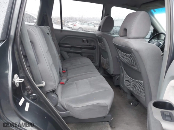 2004 Honda Pilot EX with VIN 5FNYF18614B009345, listed as a IAAI auction lot 41860445 with 1 mi miles. Bid and sale history available at carsss.com. Image 8.
