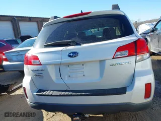 2014 Subaru Outback 2.5i Premium with VIN 4S4BRCCC9E3221989, listed as a IAAI auction lot 41246116 with 180,690 mi miles. Bid and sale history available at carsss.com. Image 16.