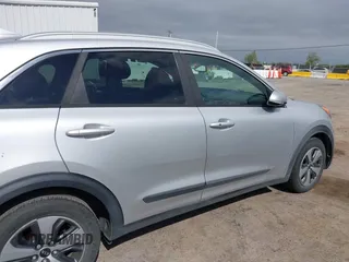 2018 Kia Niro EX with VIN KNDCC3LC6J5148315, listed as a IAAI auction lot 42074938 with 120,117 mi miles and . Bid and sale history available at DreamBid. Image 14.