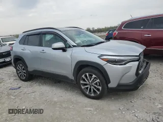 2023 Toyota Corolla Cross XLE z VIN 7MUDAABG9PV049306, wystawiony jako Copart lot #53649005 z przebiegiem 39 247 mil mil oraz Szkoda całkowita • Salvage title. Historia ofert i sprzedaży dostępna na DreamBid. Obrazek 4.