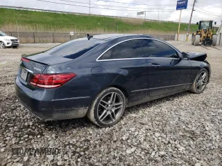 2014 Mercedes-Benz E 350 z VIN WDDKJ8JB3EF235278, wystawiony jako Copart lot #55638145 z przebiegiem 97 844 mil mil oraz Szkoda całkowita • Salvage title. Historia ofert i sprzedaży dostępna na DreamBid. Obrazek 3.
