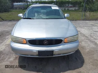 2005 Buick Century Custom with VIN 2G4WS52J151108643, listed as a IAAI auction lot 42059240 with Not Provided miles. Bid and sale history available at carsss.com. Image 6.