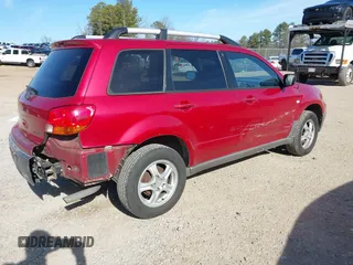 2003 Mitsubishi Outlander LS with VIN JA4LX31G33U065986, listed as a IAAI auction lot 41327769 with 172,577 mi miles. Bid and sale history available at carsss.com. Image 4.
