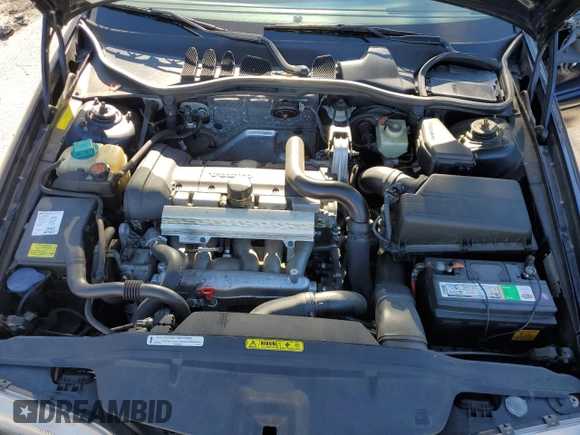 2000 Volvo C70 with VIN YV1NC56D1YJ010900, listed as a Copart auction lot 89138035 with 58,469 mi miles and Salvage Title. Bid and sale history available at carsss.com. Image 11.