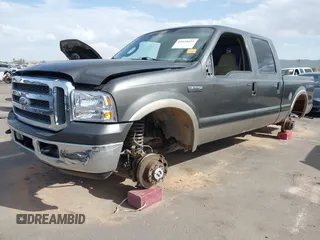 2005 Ford Super Duty F-250 XL with VIN 1FTSW21P65EB12228, listed as a IAAI auction lot 41939427 with 1 mi miles. Bid and sale history available at carsss.com. Image 2.