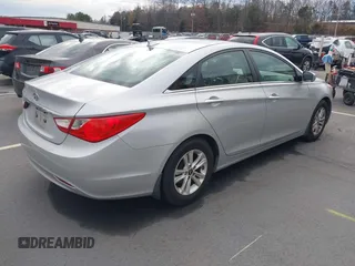 2013 Hyundai Sonata GLS with VIN 5NPEB4AC1DH609459, listed as a IAAI auction lot 41125668 with 227,079 mi miles and . Bid and sale history available at carsss.com. Image 4.