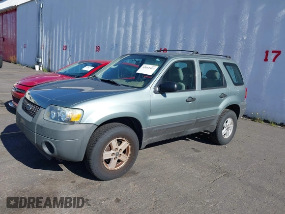 2005 Ford Escape XLS Value с VIN 1FMYU92Z75KA80475, выставлен на аукционе IAAI как лот 42632412 с пробегом 105 668 миль миль и . История ставок и продаж доступна на DreamBid. Изображение 2.